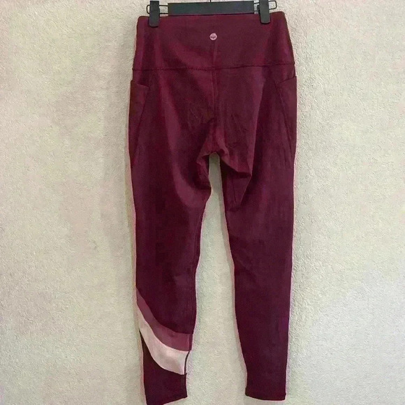 ⚡️5/$20 bundle sale⚡️ Senita Athletic leggings w/pockets medium - Picture 2 of 6